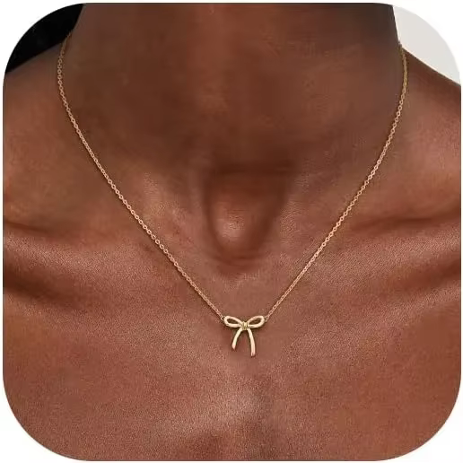 Collier en or pour femmes