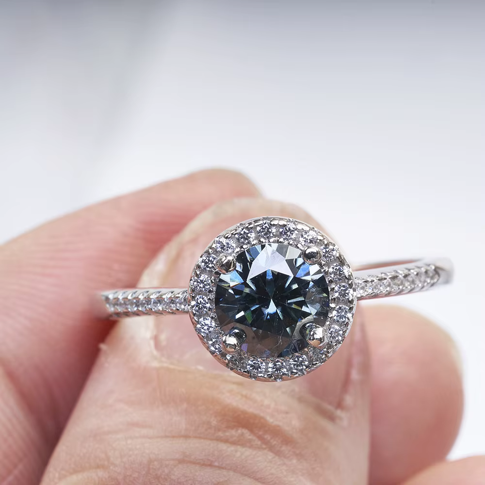 Bague Moissanite Grise en Argent 925 pour Femme
