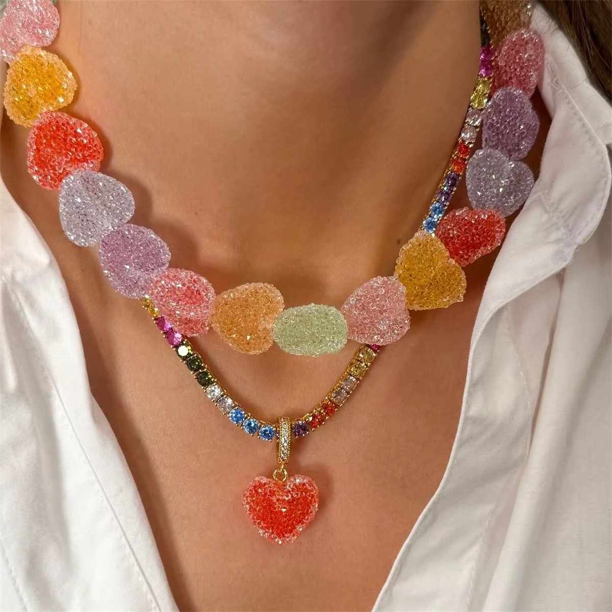 Nouveau collier coloré en résine de bonbons d'amour