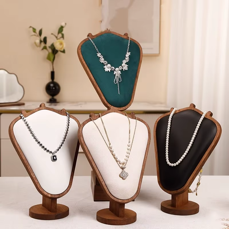 Cadre d'exposition de bijoux en bois
