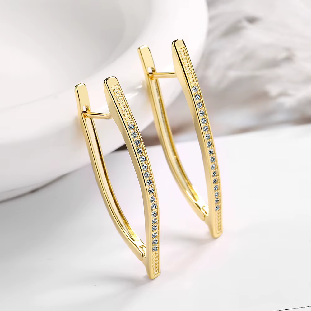Boucle d'oreille 18 carats en or véritable