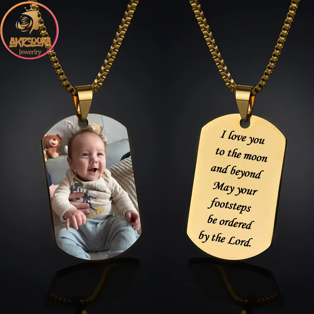 Collier Photo avec nom gravé en acier inoxydable