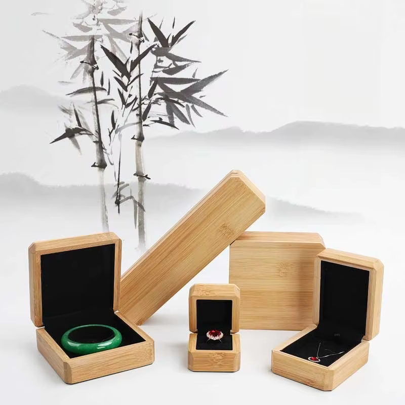 Boîte à bijoux en bois pour bagues