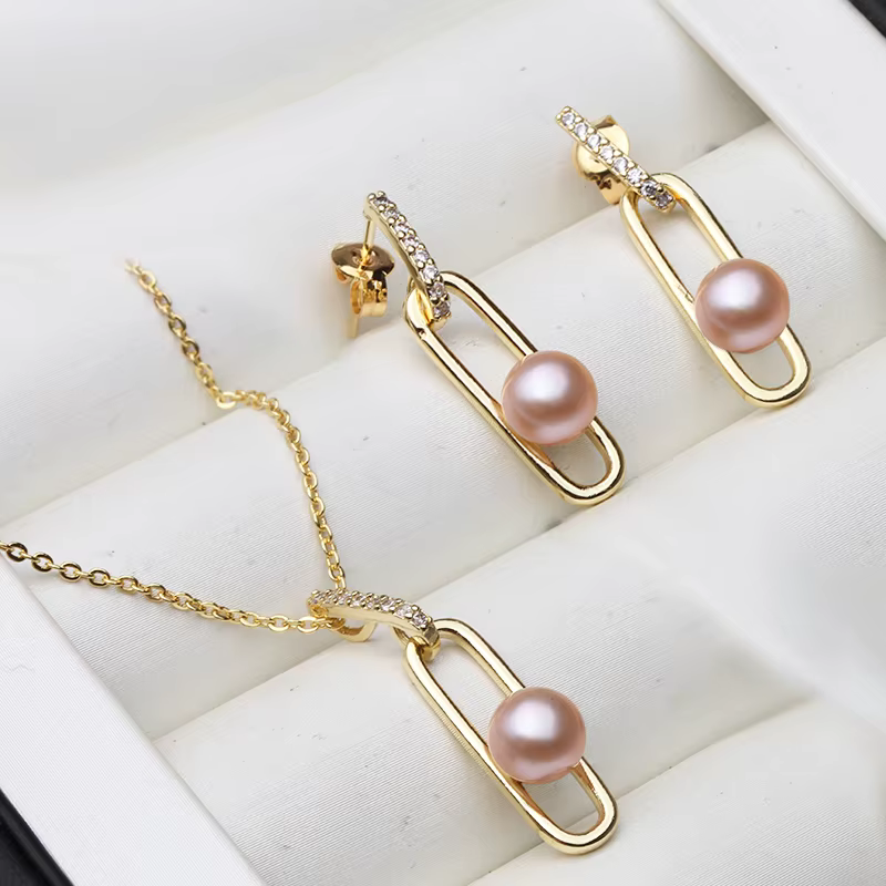 Ensemble collier et boucles d'oreilles en perles de mariage pour femmes