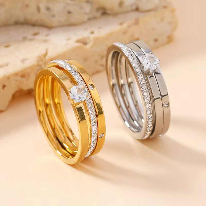 Bague tendance en acier inoxydable pour femmes