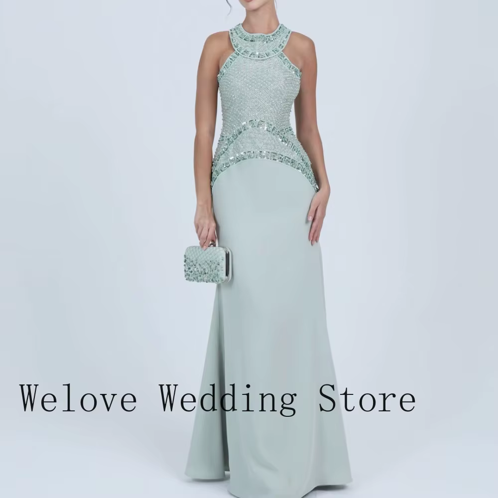 Robe de soirée formelle verte avec col halter haut