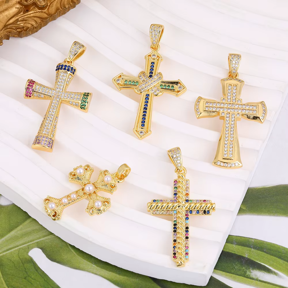 Juya 18K plaqué or créatif zircone catholique croix chrétienne breloques pour bricolage Talisman prière religieuse perles fabrication de bijoux