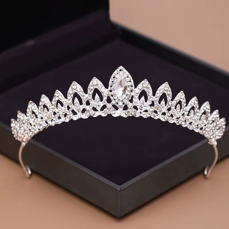 Diadème de Mariée Baroque Scintillant en Cristal Transparent