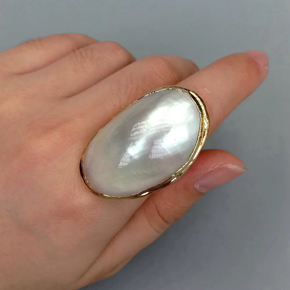 Bague Lunette Plaqué Or Coquille Blanche Naturelle