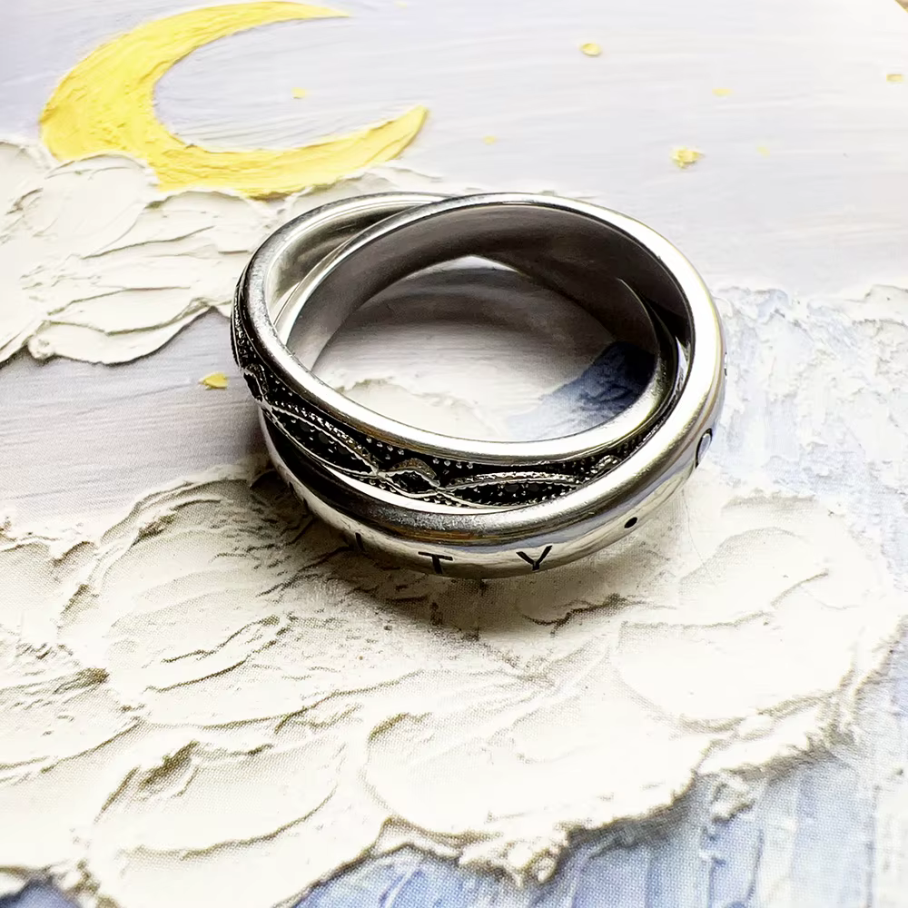 Infinity of Love – bague avec nœud