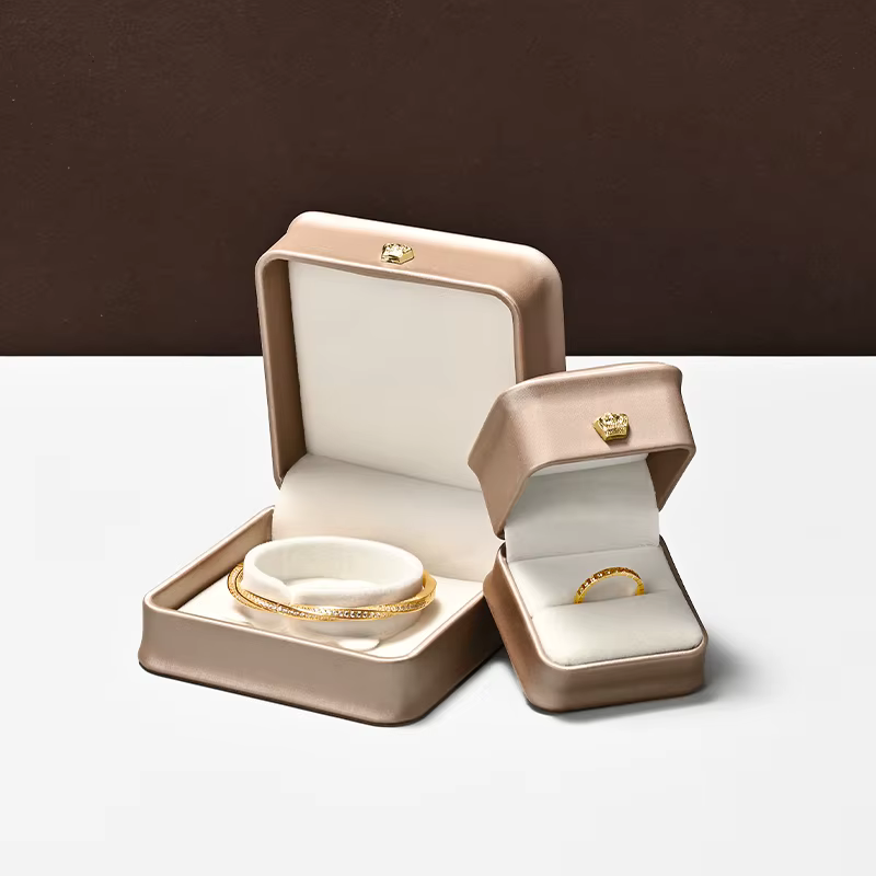 Boîte à bijoux WoodTen en cuir PU