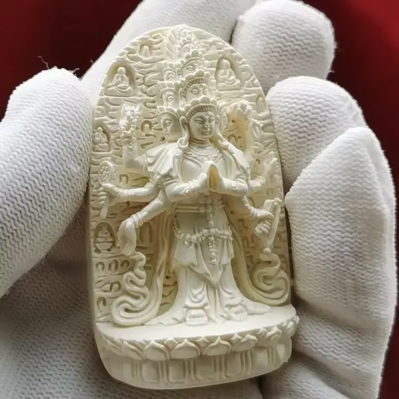 Noix de Tagua naturelle sculptée à la main