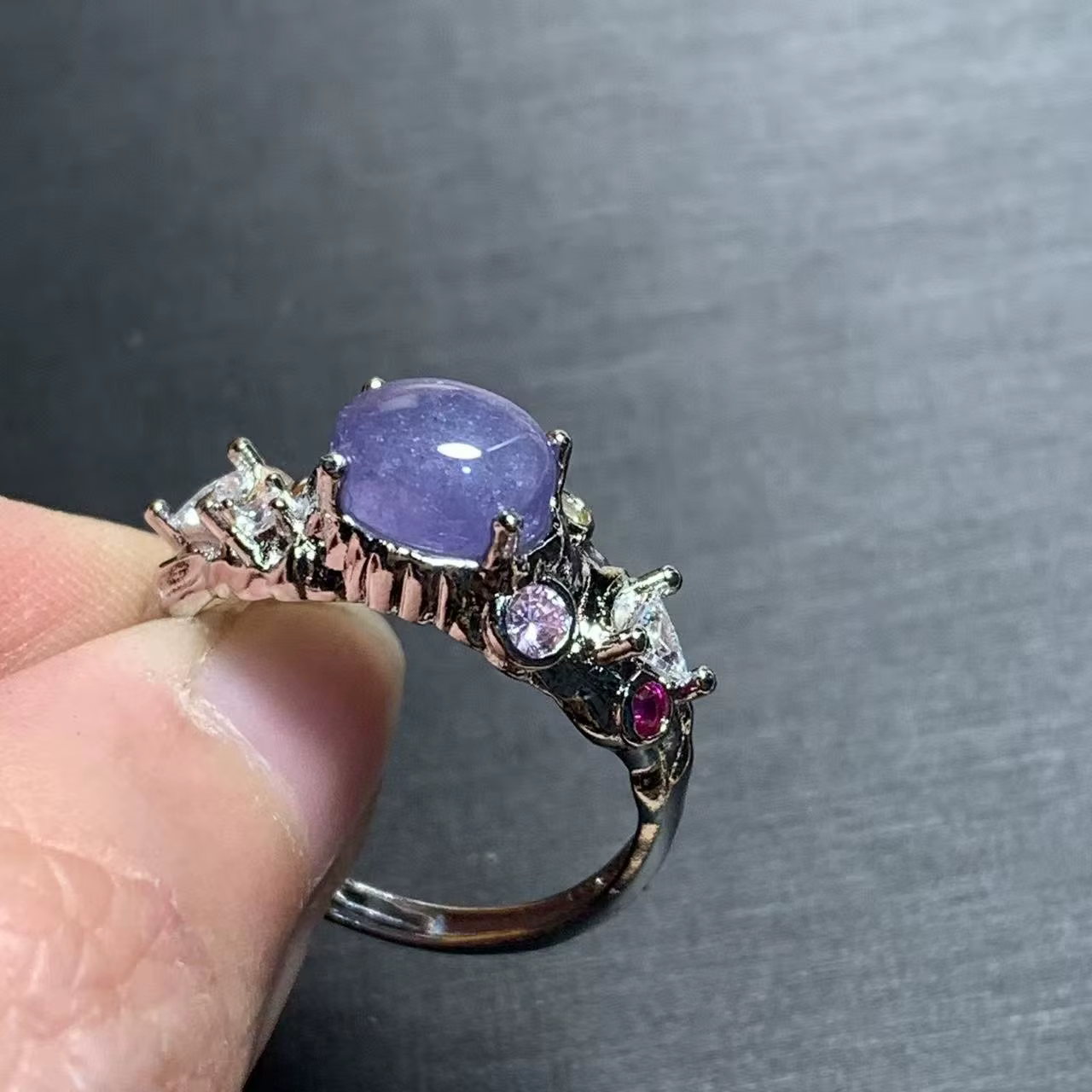 Bague en Tanzanite Naturelle 40 mm
