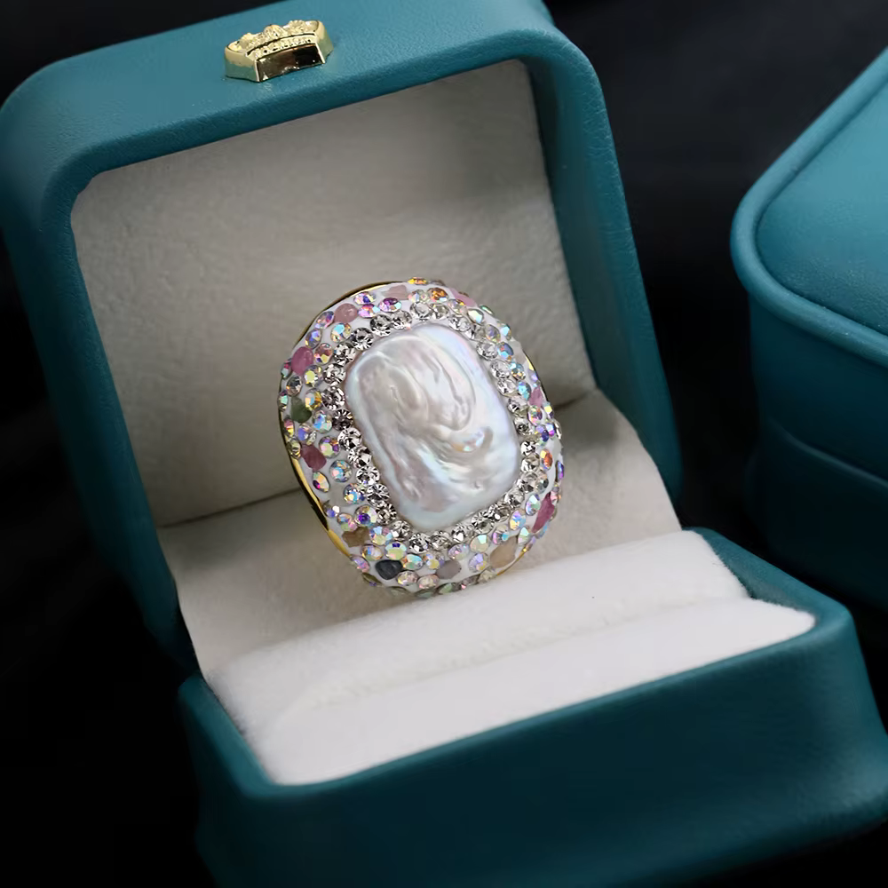 Bague en tourmaline incrustée de perles baroques pour femme
