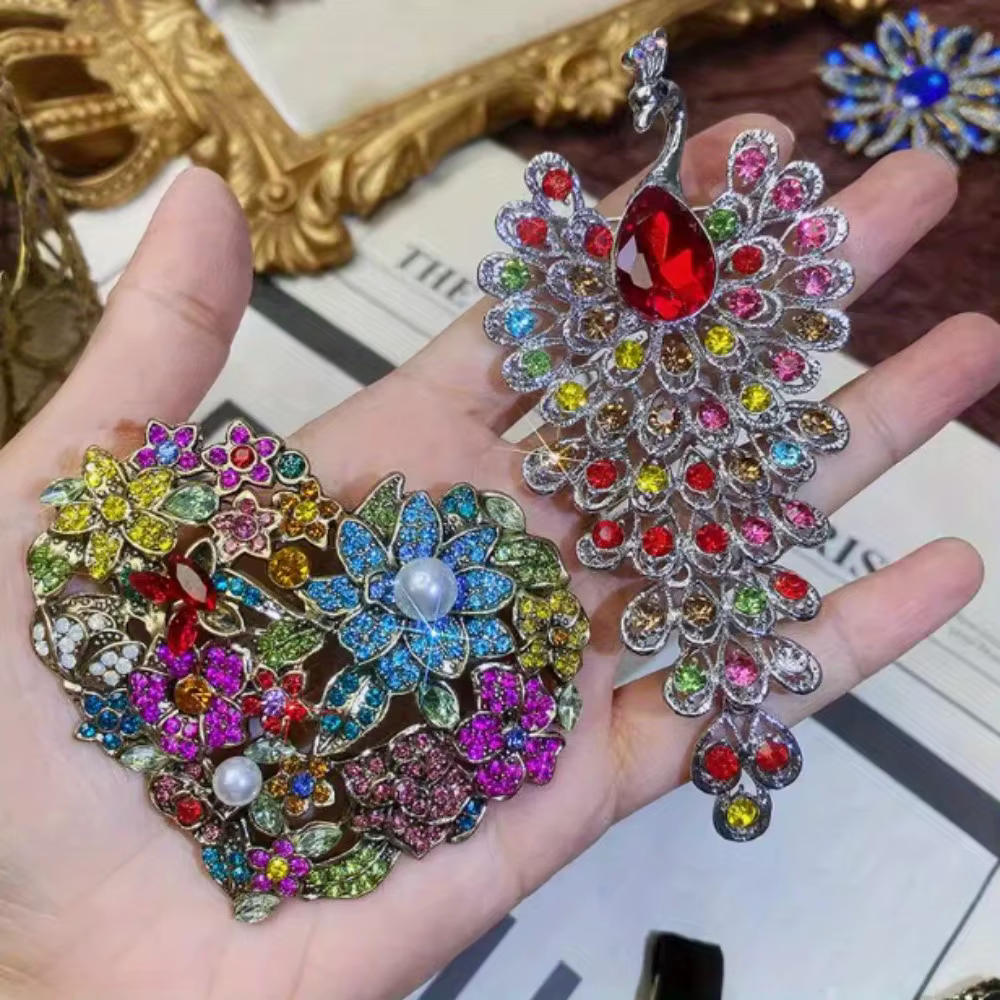 Belle broche d'amour animale paon phénix de luxe pour hommes et femmes