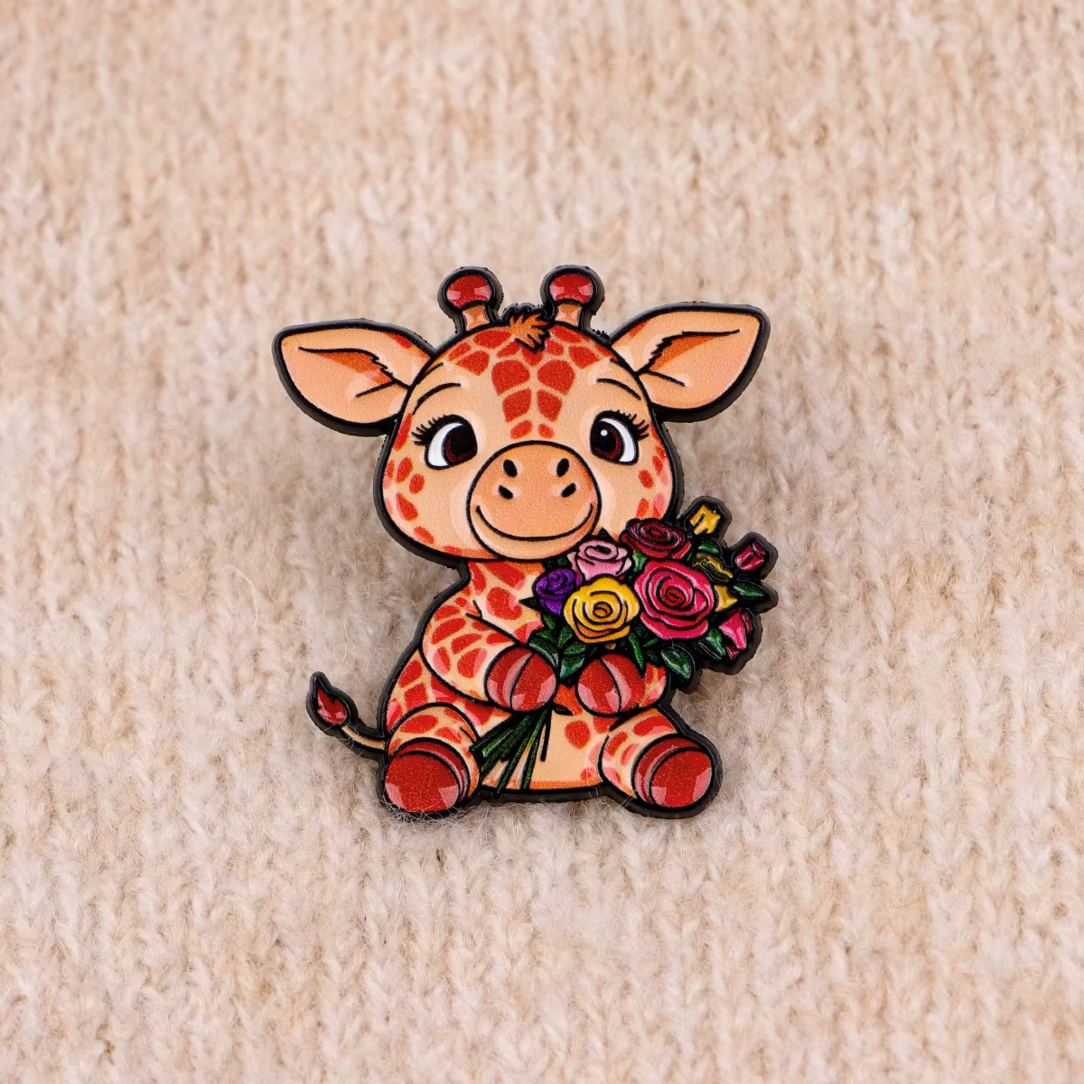 Broche girafe mignonne avec fleurs en émail