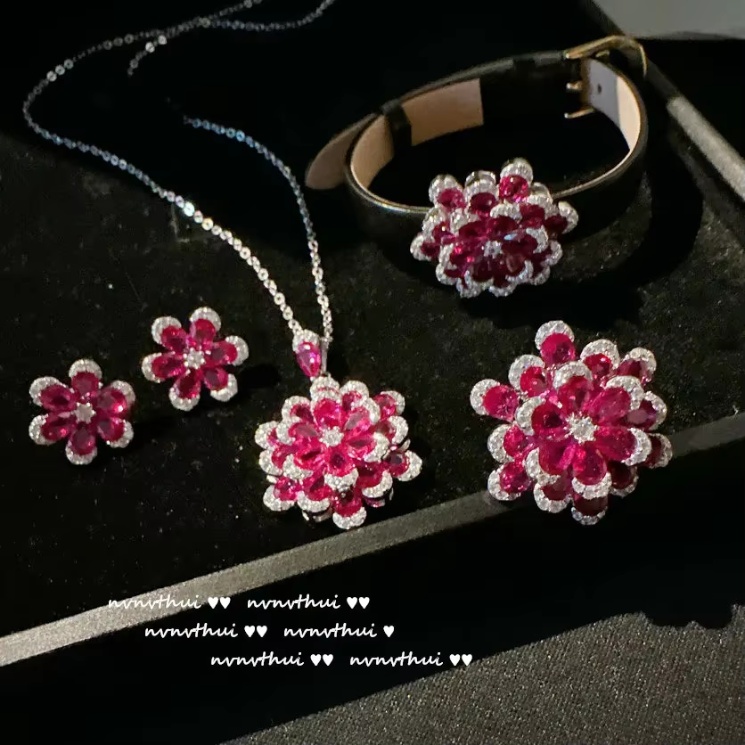 Ensemble de bijoux délicats en argent regardé 925 pour femme