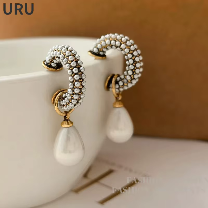 Boucles d'oreilles en forme de larme simulées pour femmes