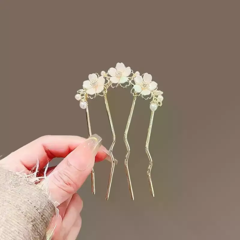 Peignes à cheveux élégants en forme de fleur de perle