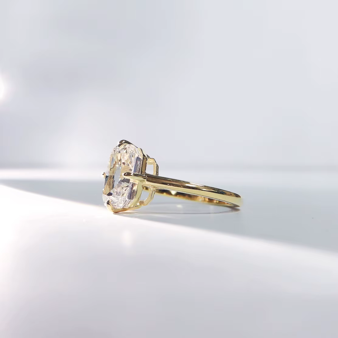 Bague de fiançailles en diamant de haute qualité créé en carbone élevé
