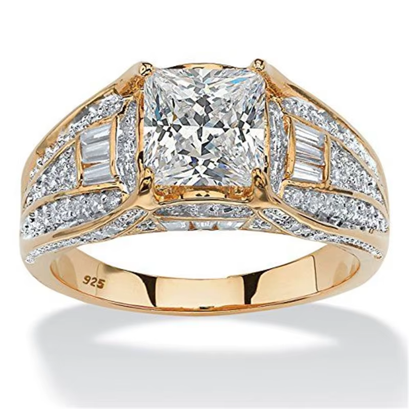 Bague de fiançailles classique plaquée or pour femme