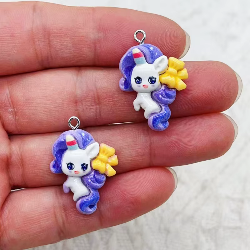 10 pièces de résine dessin animé cheval bijoux collier bracelet boucle d'oreille pendentif bricolage artisanat