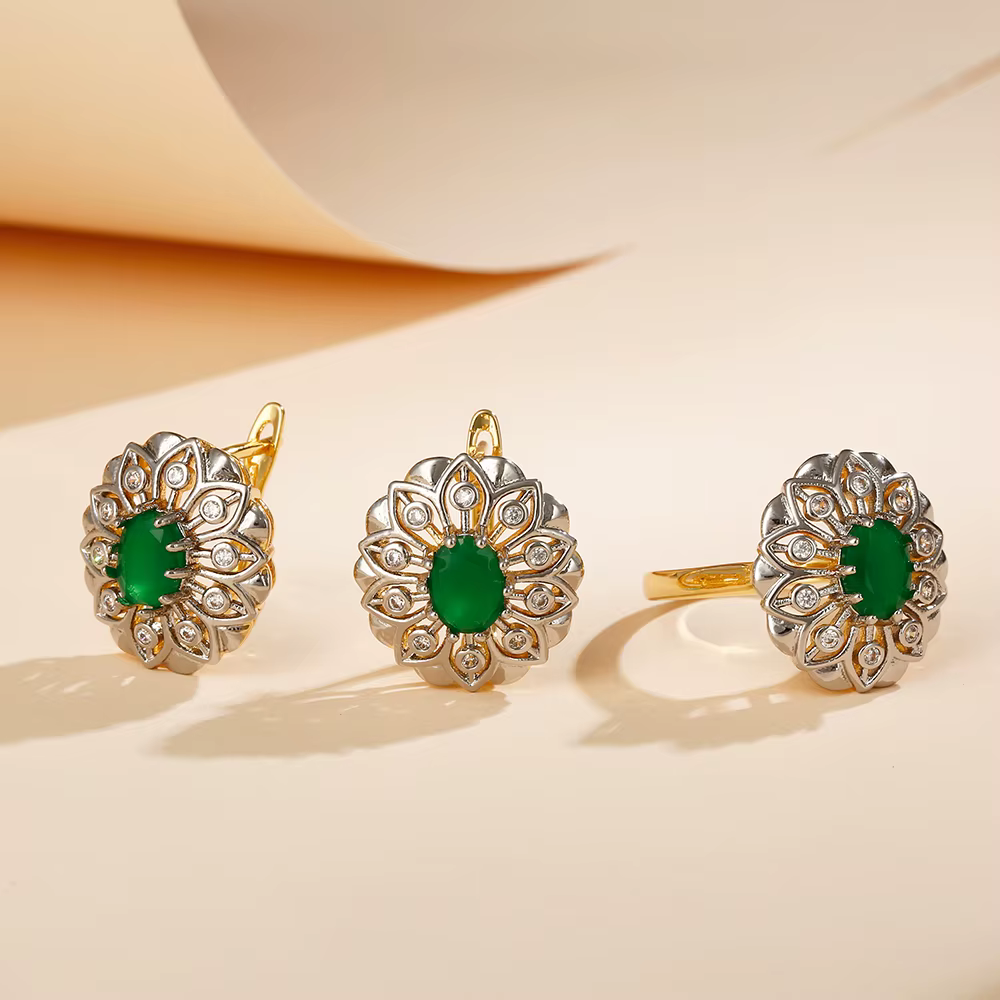 Boucles d'oreilles fantaisie creuses incrustées