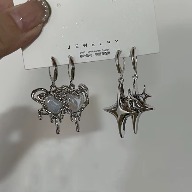 Boucles d'oreilles simples en forme d'étoile couleur argent pour femmes