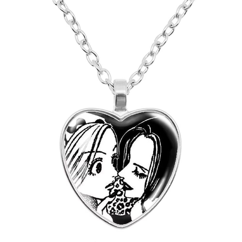 Collier en forme de cœur en verre