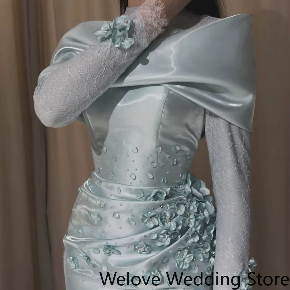 Robe de soirée formelle bleu clair avec col drapé épaules dénudées