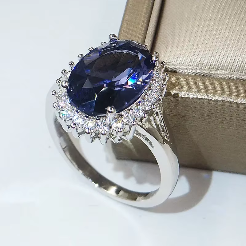 Princesse Kate bleu gemme créé cristal