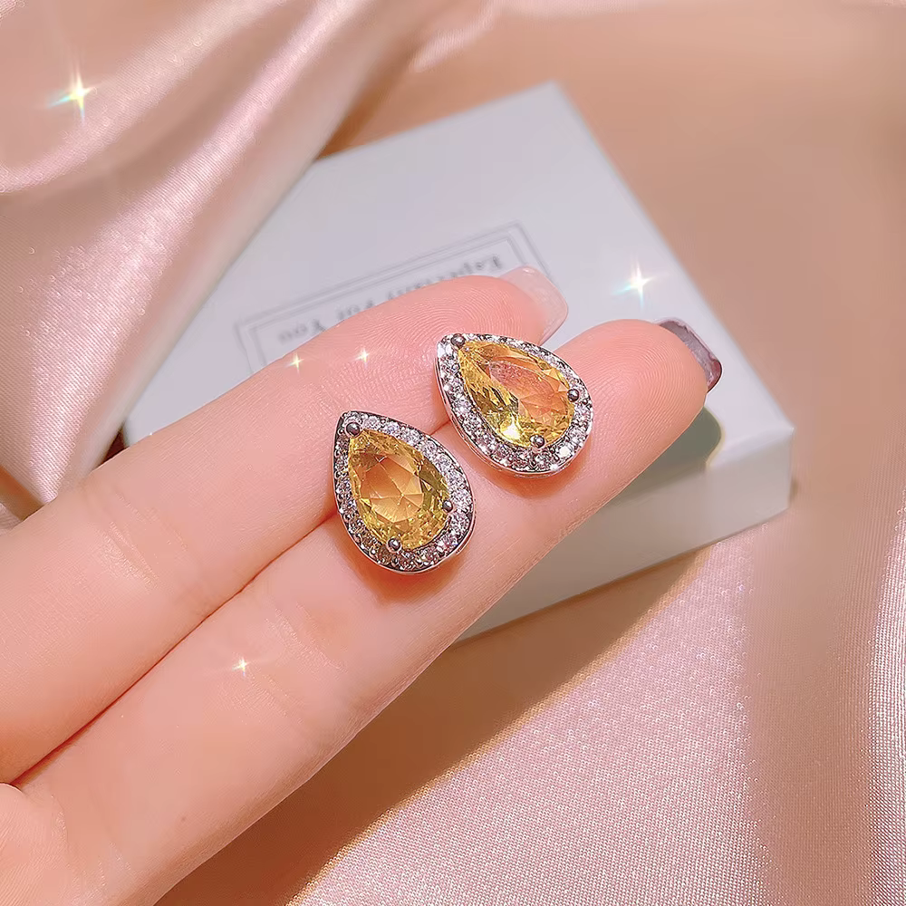 Ensemble de trois bijoux exquis pour femmes