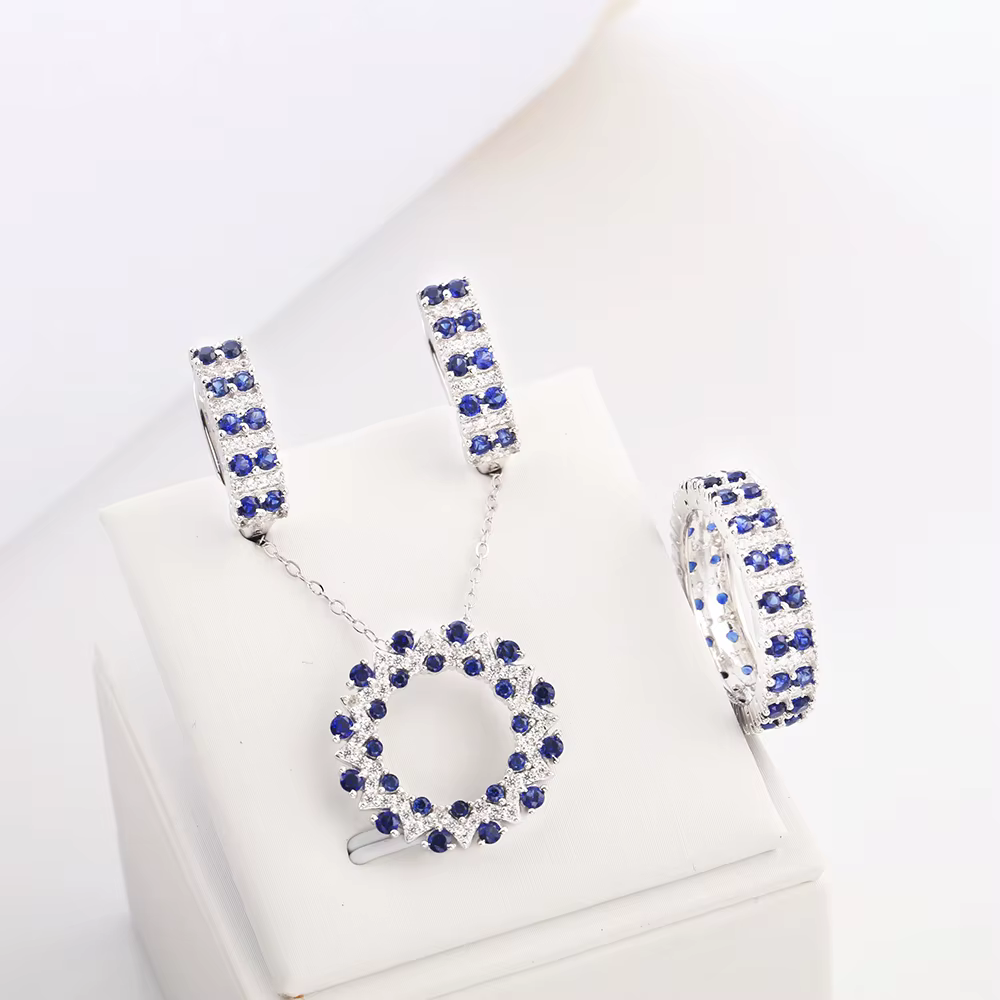 CHARMING – ensemble de bijoux en saphir bleu 2025