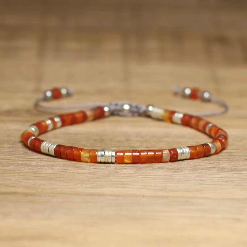 Bracelet en pierre d'agate rouge ou de granit