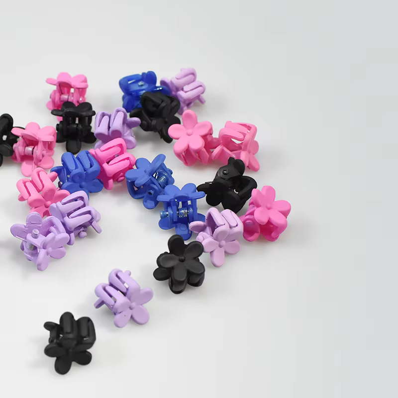 Pince à cheveux florale chic et unique pour femme, pince latérale antidérapante Kawaii pour frange, idéale pour le quotidien, les fêtes, les soirées, les mariages, ou comme cadeau.
