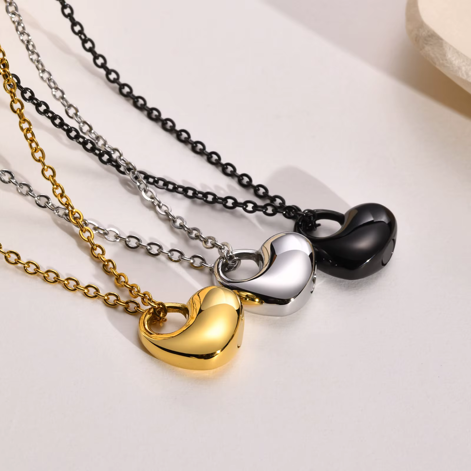 Collier pendentif urne de cendres en forme de cœur ouvrable, bijoux en acier inoxydable, accessoires de crémation funéraire
