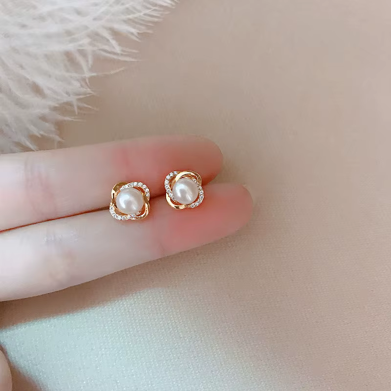Bijoux haut de gamme en or 14 carats boucles d'oreilles en or véritable Zircon perle torsion