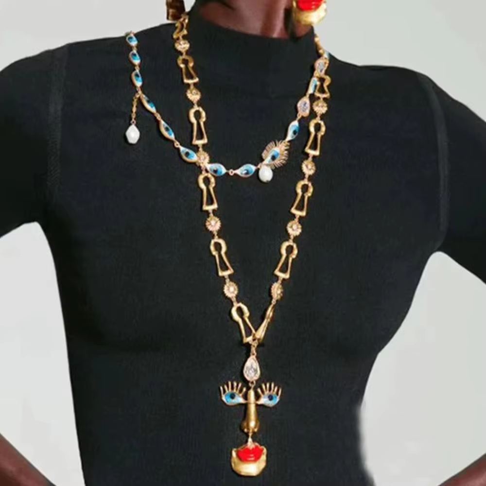 Collier pendentif yeux en métal de style baroque pour femme