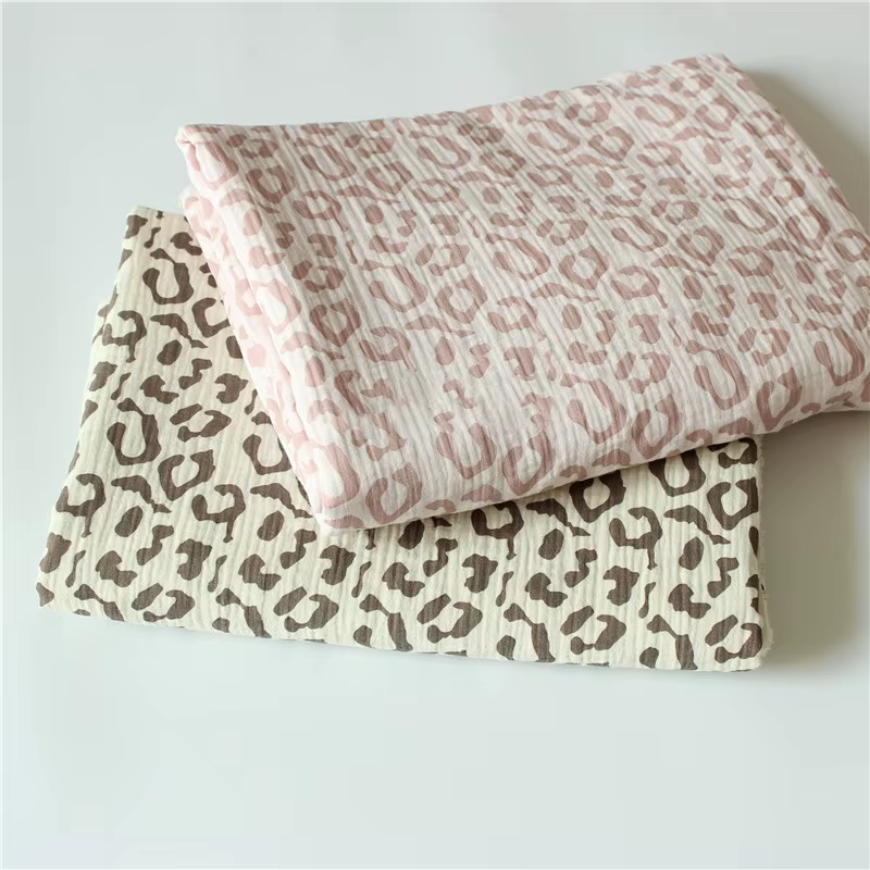 Tissu crêpe en coton imprimé léopard