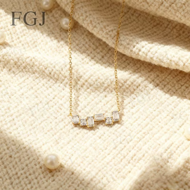Pendentif personnalisé 3CT Asscher émeraude Moissanite diamant couleur D VVS1 925 en argent Sterling bijoux de fête de noël pour femmes hommes