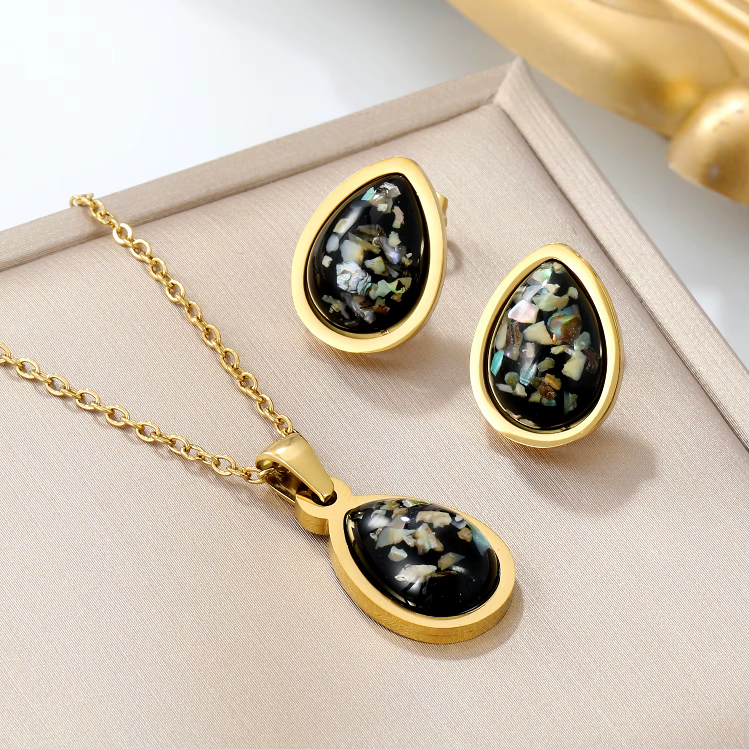Ensemble de bijoux de luxe, collier et boucles d'oreilles en forme de goutte d'eau, en acier inoxydable, pour femmes et filles, accessoires élégants pour fête de mariage