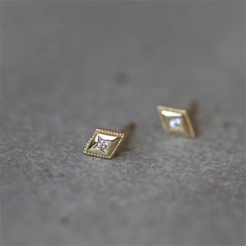 Boucles d'oreilles en argent Sterling 925 plaqué or 18 carats, diamant incrusté de Zircon, accessoires de bijoux de fête simples et luxueux pour femmes