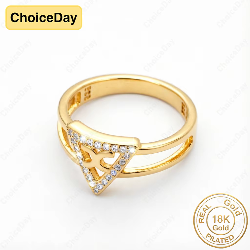 Bague en Zirconia Triangulaire Délicate Plaquée Or 18K pour Femmes - Bijou Élégant et Stylé pour Fiançailles et Cadeau de Fête
