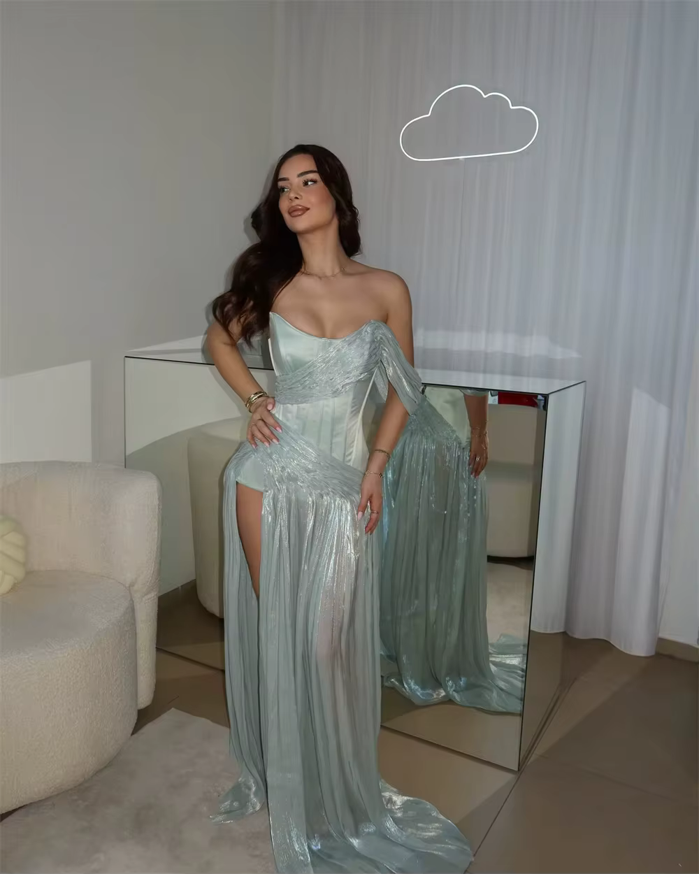 Robe de soirée longue fendue transparente sur mesure pour occasions formelles