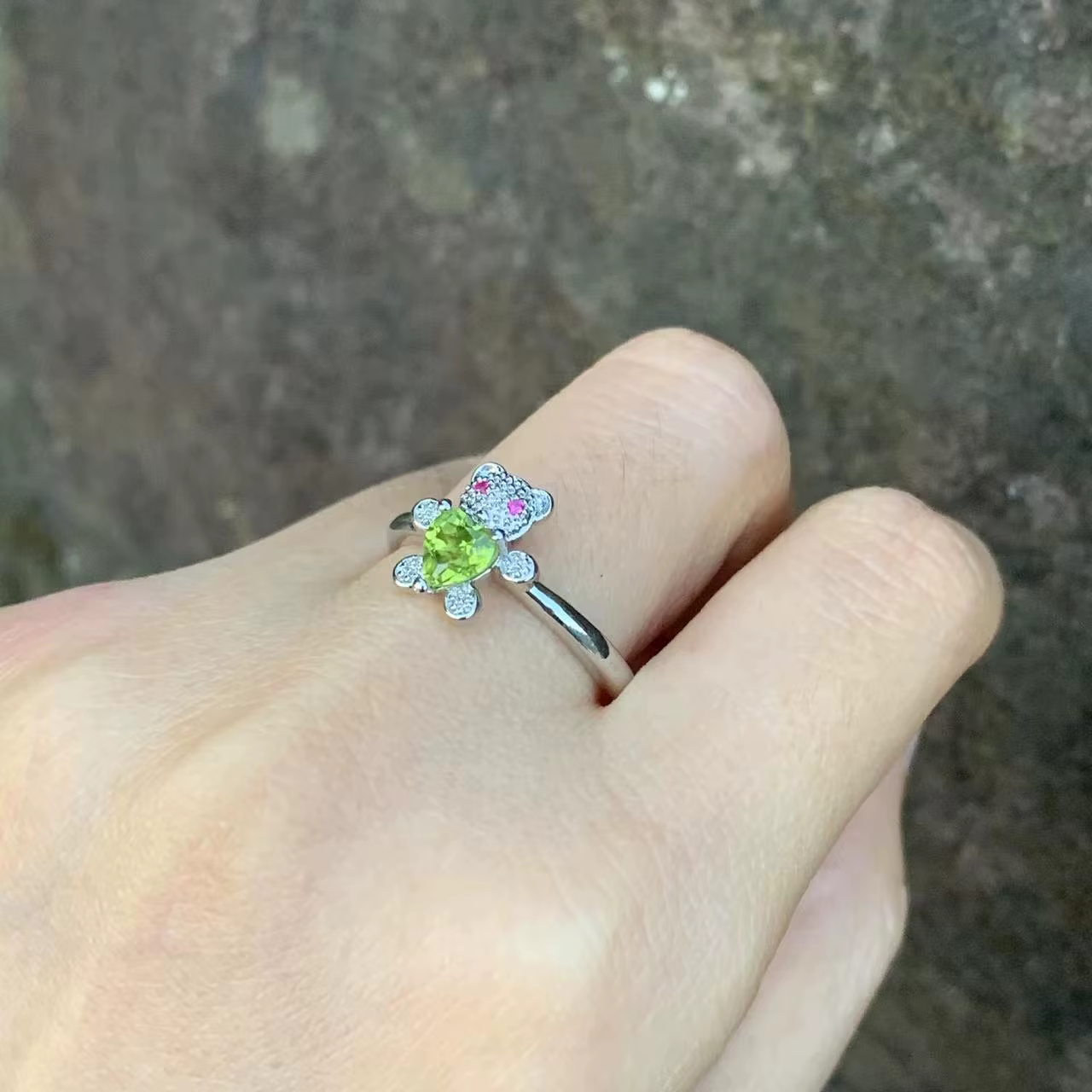 Bague péridot naturelle pour femme