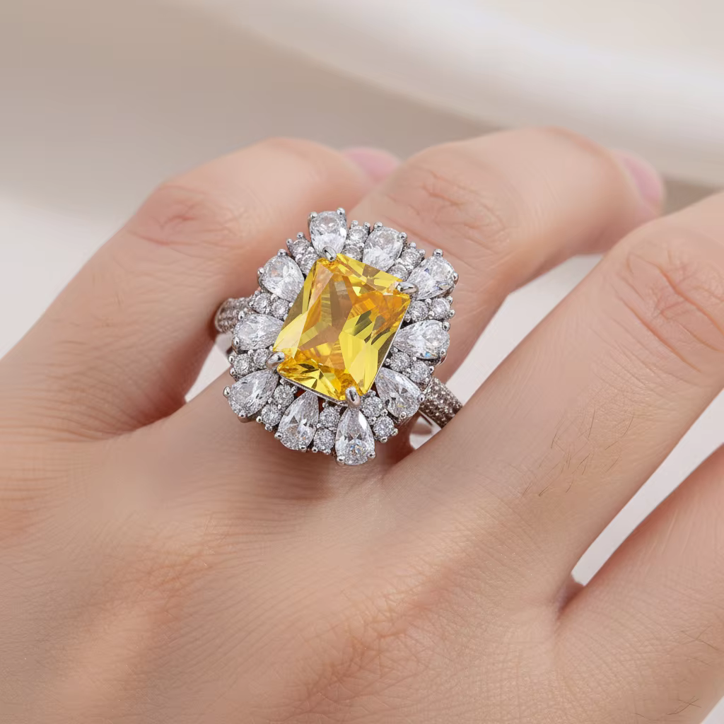 Bague de luxe en zircon jaune