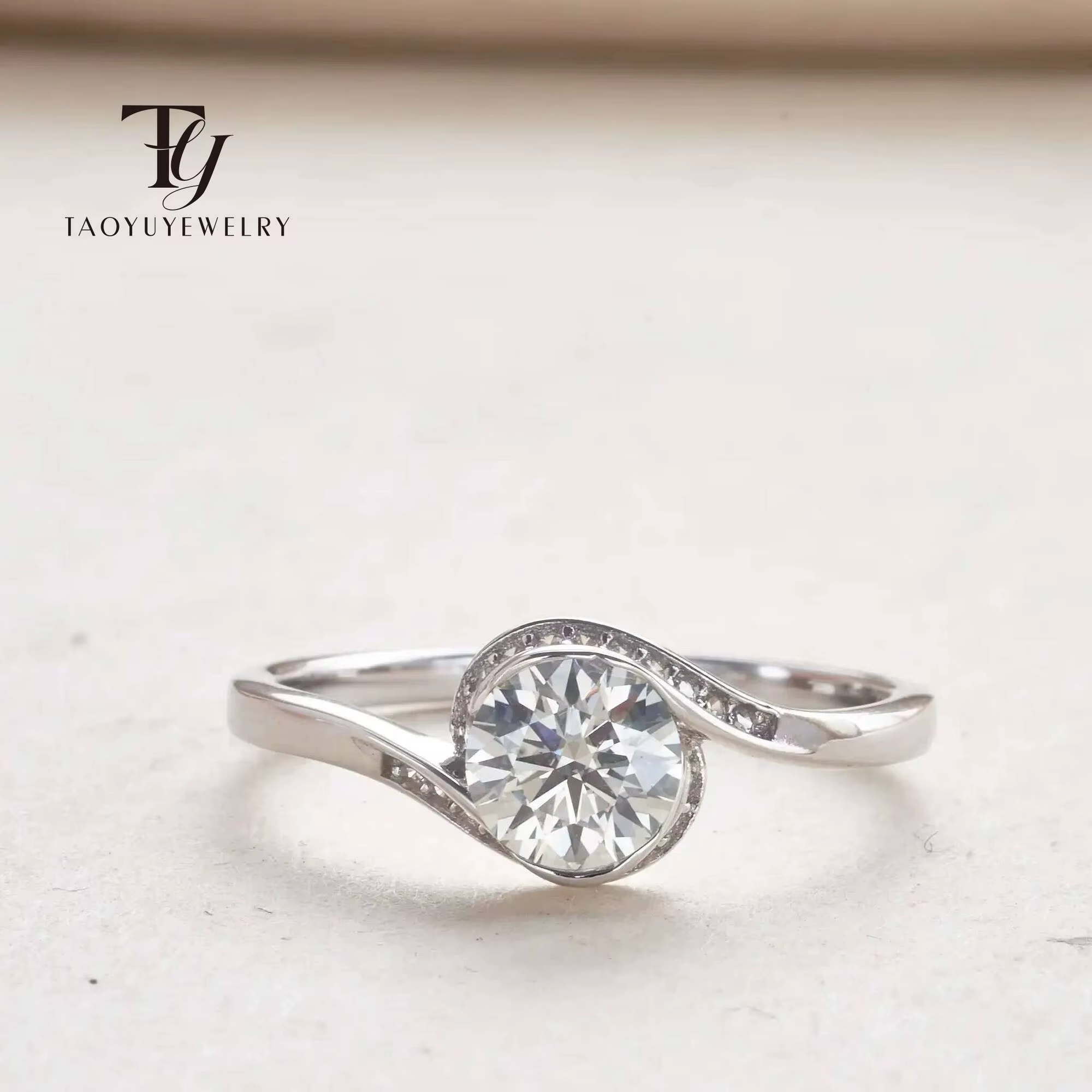 Bague de fiançailles 1 carat pour femme