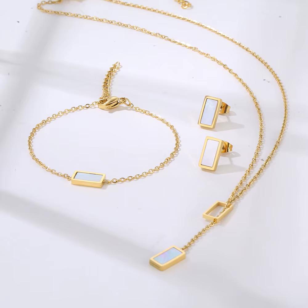 Colliers en acier inoxydable pour femmes
