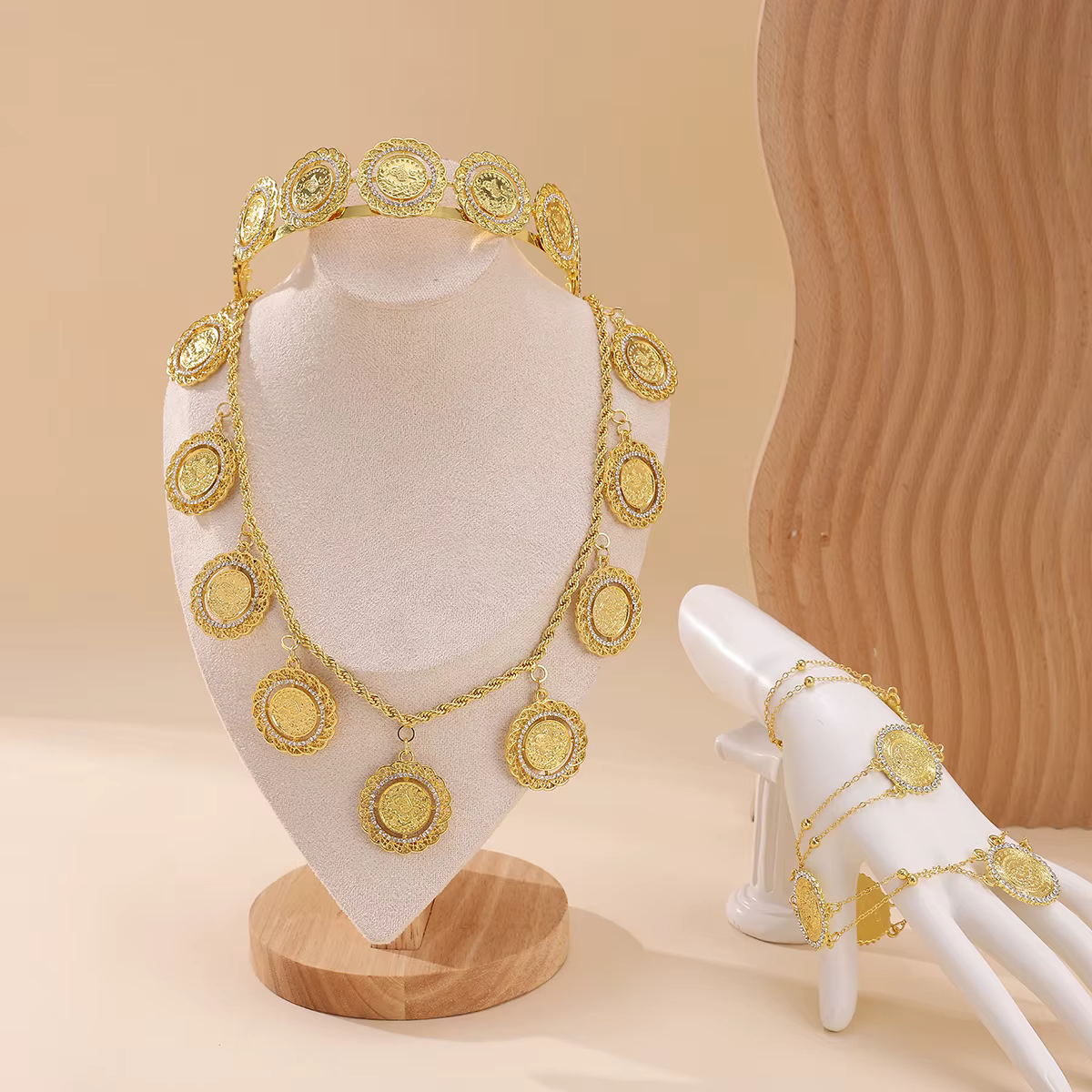 Ensemble de bijoux de mariée dorée
