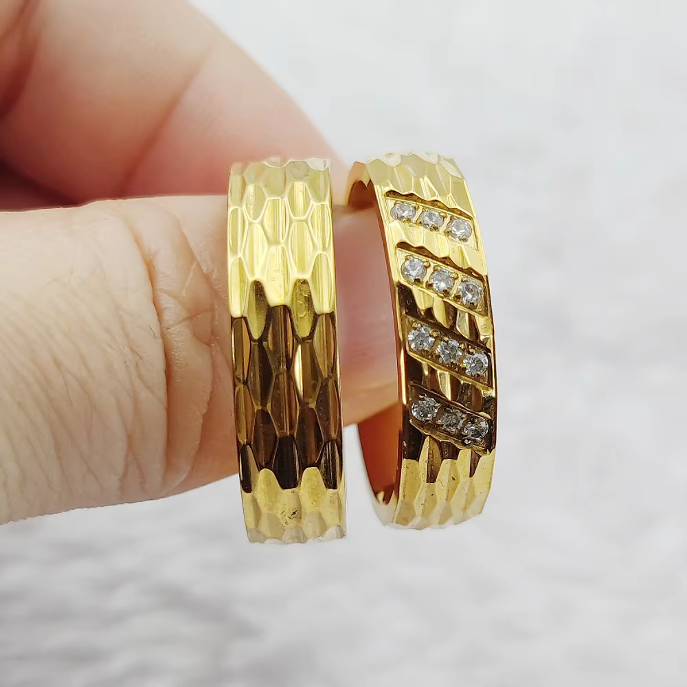 Bijoux hypoallergéniques martelés dorés plaqués or 18 carats